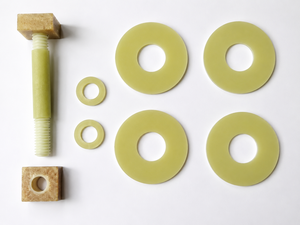 Élément de fixation fileté en PRF (Plastique Renforcé de Fibres) résistant à la corrosion et aux acides, pour réservoirs industriels chimiques - Product Image 2