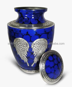 Urnes funéraires décoratives en laiton de haute qualité, faites à la main, pour hommes et femmes. - Product Image 4