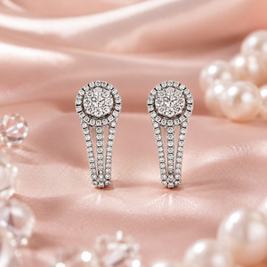 Pendientes de Aro Huggie de Lujo en Oro Blanco de 14K con Baño de Rodio Natural, Diseño Halo Doble Pavé, Joyería Fina para Mujer, Novia, Boda - Product Image 1