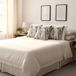 SOGA Juego de 6 Fundas de Almohada Decorativas de 45 cm, 3 Fundas de Almohada Blancas con Textura, 3 Fundas de Cojín de Piel Sintética Blanca Premium para Sofá y Dormitorio - Product Image 5