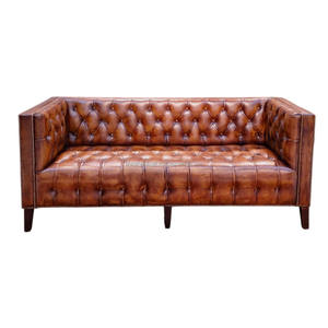Sofá Chesterfield de Lujo de 3 Plazas Diseñado para Hogares Elegantes con Tapicería Suave y Artesanía para Comodidad Diaria - Product Image 2