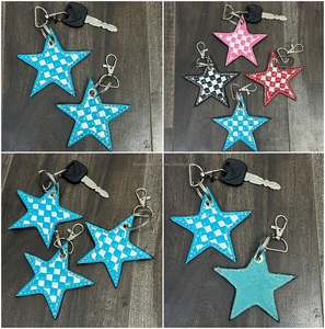 Porte-clés en cuir à motif étoile à carreaux tendance en gros, accessoire mignon avec breloque étoile, porte-clés et support tendance, cadeau pour femmes - Product Image 3