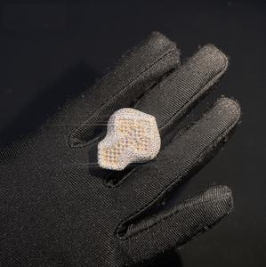 Anillo de Diamantes con Incrustaciones de Diamantes en Forma de Cruz, Muy Popular, para Hombre, Joyería de Lujo, Disponible para Suministro Mundial - Product Image 3