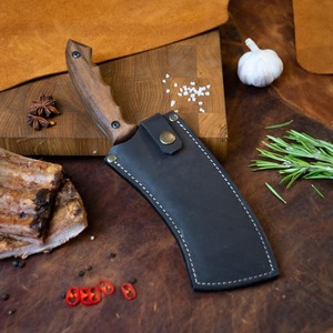 Couteau de cuisine ambidextre artisanal Edge Master Manufacture, lame en acier carbone 7 pouces, manche en bois de noyer, étui en cuir - Product Image 6