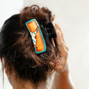 Nouvel arrivage de pinces à cheveux en cuir de vachette occidentales faites à la main pinces à cheveux personnalisées accessoires en cuir véritable pour femmes - Product Image 3