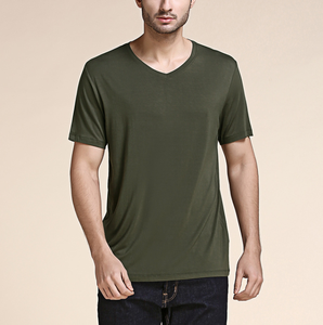 T-shirt en coton à manches courtes et col en V pour homme, couleur olive, coupe classique, style décontracté, respirant, jersey tricoté, couleur unie - Product Image 1