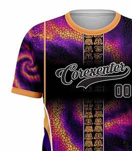T-shirt de sport pour homme Corex, imprimé par sublimation, manches courtes, col rond, séchage rapide, coupe classique, motif violet et orange - Product Image 4