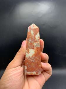 Torre de Jaspe Maligano Natural de Indonesia de 9 cm – Punta de Cristal Multicolor Pulida a Mano para Decoración, Colección y Meditación - Product Image 3