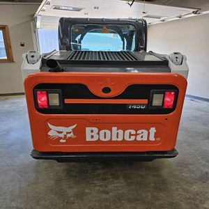 รถตักล้อยางขนาดเล็ก Bobcat T450 ที่เชื่อถือได้ ออกแบบมาเพื่อการเคลื่อนย้ายดิน การปรับระดับ และการจัดการวัสดุอย่างมีประสิทธิภาพ - Product Image 3