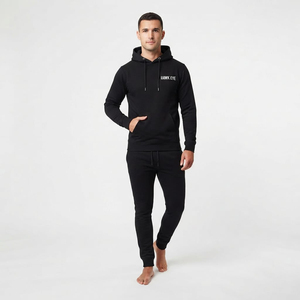 Chándal negro con capucha para hombre, corte regular, color sólido, ropa informal con logo frontal, chándal de dos piezas de algodón - Product Image 2