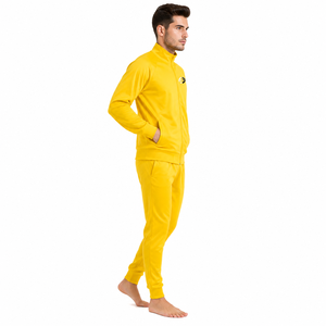 Chándal moderno para hombre que ofrece comodidad transpirable para sesiones de gimnasio, entrenamiento físico, jogging, deportes, viajes y uso diario informal. - Product Image 4