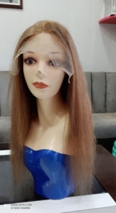 Perruques Lace Front Haute Densité Cheveux Humains 13x4 HD Lace Frontal Wig Cheveux Vietnamiens Bruts Lisses Pré-Pluckés pour Femmes - Product Image 1