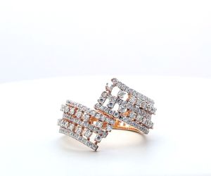 Anillo de Oro Rosa de 14k con Diamantes Cruzados Abiertos, Certificado IGI, Joyería Contemporánea con Diamantes Cultivados en Laboratorio de Varias Hileras - Product Image 1