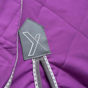 Couverture d'écurie d'hiver pour chevaux, combinaison de couvertures équestres avec rembourrage en coton confortable et doublure en nylon, possibilité de personnalisation - Product Image 4