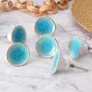 Boutons de meuble ronds contemporains en verre pour poignées de cuisine, couleur bleue, design durable - Product Image 3
