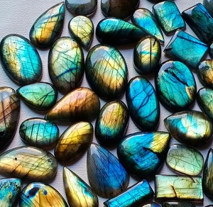 Cabochons de labradorite naturelle multicolore, pierres précieuses lâches polies à la main, cristal iridescent de guérison pour la fabrication de bijoux - Product Image 6