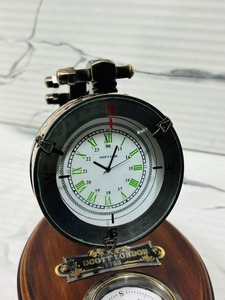 นาฬิกาตั้งโต๊ะทองเหลืองโบราณสไตล์วินเทจ พร้อมเข็มทิศในฐานไม้ จาก OLD WORLD TREASURE HANDICRAFTS - Product Image 5