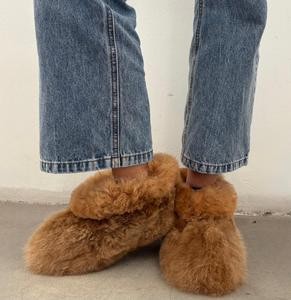 Wholesale Alpaca Winter Designer Fur <b>Boots</b> Winter Manufacturer Plus Size <b>Women</b> Shoes - Product Image 3