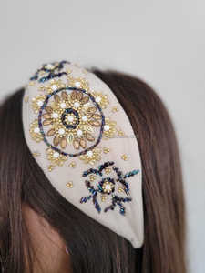 Serre-tête perlé Pickleball, accessoire de mode élégant très prisé pour femmes et filles, couleur NOIRE, en feutre, large et confortable - Product Image 4