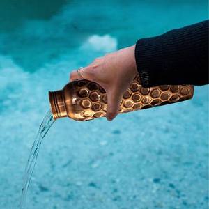Hexagon Embossed Copper Water <b>Bottle</b> Geometric Texture Reusable Metal Drinking <b>Flask</b> Leakproof Daily Hydration <b>Bottle</b> - Product Image 3