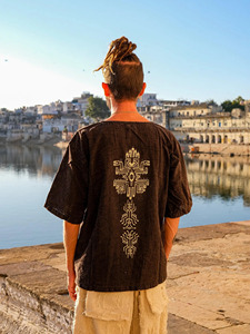 Chemise Kurta en coton Khadi faite à la main pour homme, tunique bohème à manches courtes, coton brut blanc vieilli, ensemble de tenue de festival écologique - Product Image 6