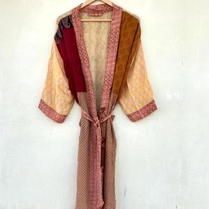 Festival Kimono de seda Hermosa bata de seda Vintage Kimono de seda Robe - Product Image 1