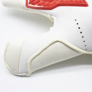 Gants de gardien de but professionnels personnalisés de haute qualité Blue Eagle Sports avec fermeture auto-agrippante, doigts entiers, vente chaude - Product Image 4