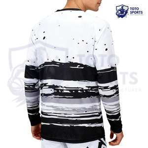 Camiseta Deportiva Sublimada para Hombre, de Alta Calidad, Transpirable, Ajustada, con el Mejor Servicio, Personalizada, 100% Poliéster, de Secado Rápido, Fabricada para Gimnasio - Product Image 5