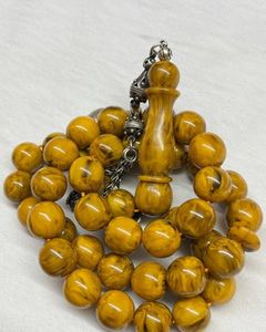 Tasbih en résine fait main avec 99 perles de prière, Misbaha islamique de qualité supérieure pour le Dhikr quotidien, perles de prière en résine de luxe, Taqibah islamique faite à la main - Product Image 1