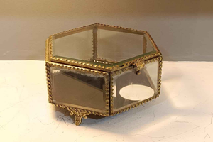 New Style Brass Metal <b>Glass</b> Container Square Jewellery Display <b>Box</b> Mirror Base Handmade Simple Jewellery <b>Box</b> for Girls & Women - Product Image 3
