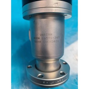 Tornillo de Cabeza Cilíndrica Varian L6591303 Usado Como Pieza de Repuesto para Equipos de Semiconductores Legacy - Product Image 5