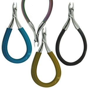 Coupe-cuticules professionnels, pinces à ongles, instruments de manucure et de soin de la peau approuvés par les fabricants - Product Image 1