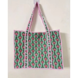 Sac fourre-tout en coton matelassé imprimé à la main, sac d'été pour femme, sac à bandoulière réutilisable et écologique, motif floral, fermeture éclair - Product Image 4