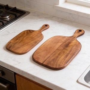 Planche à découper ronde en bois artisanale HASAN CRAFT avec poignée, écologique, passe au lave-vaisselle, bloc de découpe de cuisine, Uttar Pradesh - Product Image 6