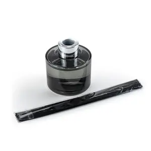 Diffuseur de parfum sans alcool ni parabène, 100 ml, longue durée, parfum bois du Cachemire, cylindre en verre, 6 bâtonnets - Product Image 4