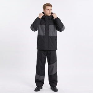Conjuntos de Impermeables Colorblock en Gris Carbón de Dos Tonos, Resistentes a la Intemperie, para Viajes, Desplazamientos y Actividades al Aire Libre - Product Image 1