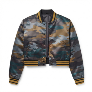 Blouson universitaire court en satin camouflage personnalisé pour femme – Nouveau style respirant, vente en gros, best-seller, vêtements sur mesure - Product Image 1