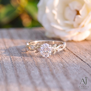 Bague en Moissanite Or Rose avec Pierre Centrale Ovale et Motif Feuille, Bijou de Mariage Nuptial - Product Image 6