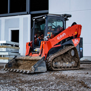 Chargeuse compacte sur chenilles KUBOTA SVL97 d'occasion, très demandée, capacité nominale de 4 tonnes, avec composants essentiels du moteur et de la pompe en stock - Product Image 4