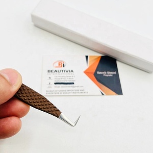 Pinzas de Extensión de Pestañas de Acero Inoxidable de Alta Calidad BEAUTIVIA INTERNATIONAL, Pinzas de Volumen de 90 Grados, Color Marrón Mate, 12 cm - Product Image 1
