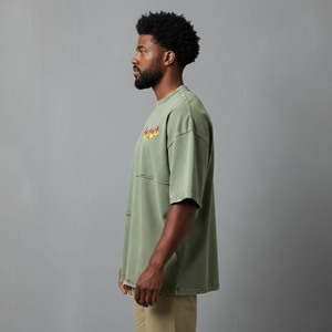 Hot Selling Customizable Streetwear Loose Fit Drop Shoulder 100% Cotton 210g Heavyweight Summer Casual wear Men's T-Shirt - Product Image 2