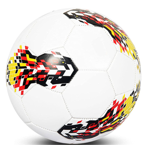Ballons de football personnalisés en gros à prix bas pour l'entraînement et les matchs officiels – Tailles variées, en cuir PU, populaires et durables - Product Image 2
