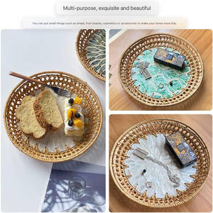 Bandeja Redonda de Ratán con Incrustaciones de Madreperla |   Bandeja de Mosaico Tejida a Mano, Bandeja Decorativa de Mimbre Lacado, Cesta para Alimentos (Negra) - Product Image 5