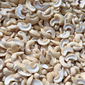 Offre Spéciale : Noix de Cajou du Vietnam W180 W320 à Prix Abordable, Vente en Gros Santigo, Taille de Coupe Personnalisée - Product Image 1