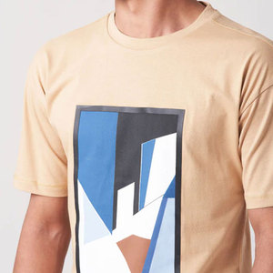 Camiseta de estilo nuevo, holgada, con estampado gráfico para hombre, 100% algodón, alta calidad, para venta en línea, hecha en Pakistán. - Product Image 4