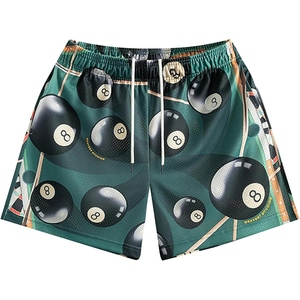 Shorts de basket-ball pour hommes avec imprimé de boules de billard, tissu en maille léger, shorts d'entraînement pour le sport, la gym et la remise en forme - Product Image 1
