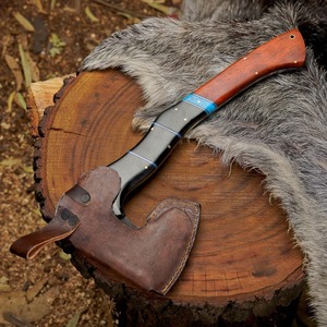 Hacha Artesanal para Exteriores con Mango de Turquesa y Resina |   Hacha Bushcraft de acero con alto contenido de carbono 1095 - Product Image 5