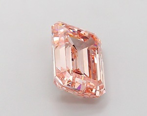 Diamant rose intense fantaisie taille émeraude de 3,04 carats, CVD, clarté VS2, polissage excellent, pierre cultivée en laboratoire, pour bijoux sur mesure - Product Image 4