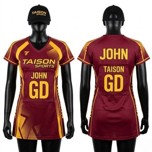 Robe de jersey de netball en polyester 160 GSM de qualité supérieure, anti-humidité, avec empiècements bordeaux et or, personnalisable par sublimation avec logo d'équipe, nom et numéro - Product Image 1
