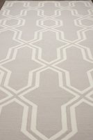 Tapis Kilim Dhurrie Jacquard Floral Gris Clair en Gros, Fabriqué à la Machine, en Polyester avec Support en Jute Antidérapant, Poil Court 5-6mm d'Épaisseur FAF